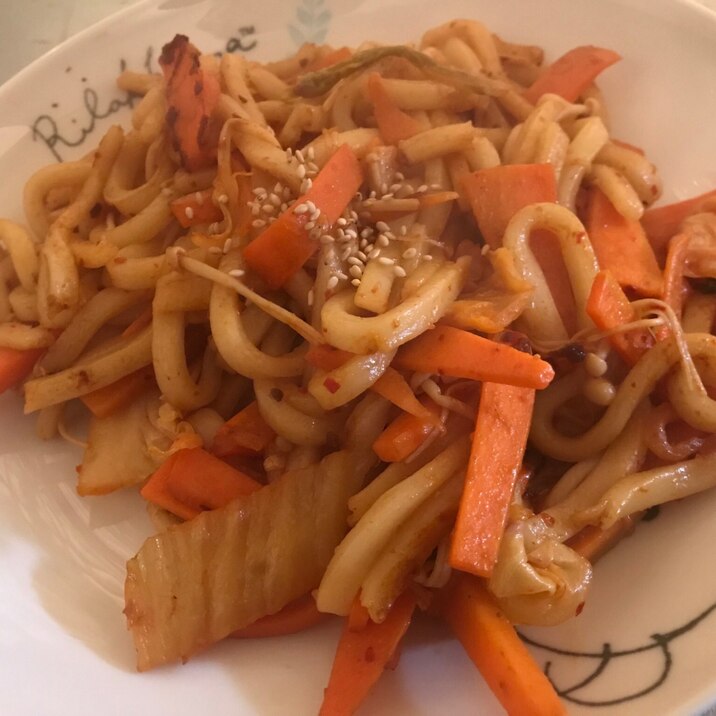 余り物で!味噌キムチ焼うどん